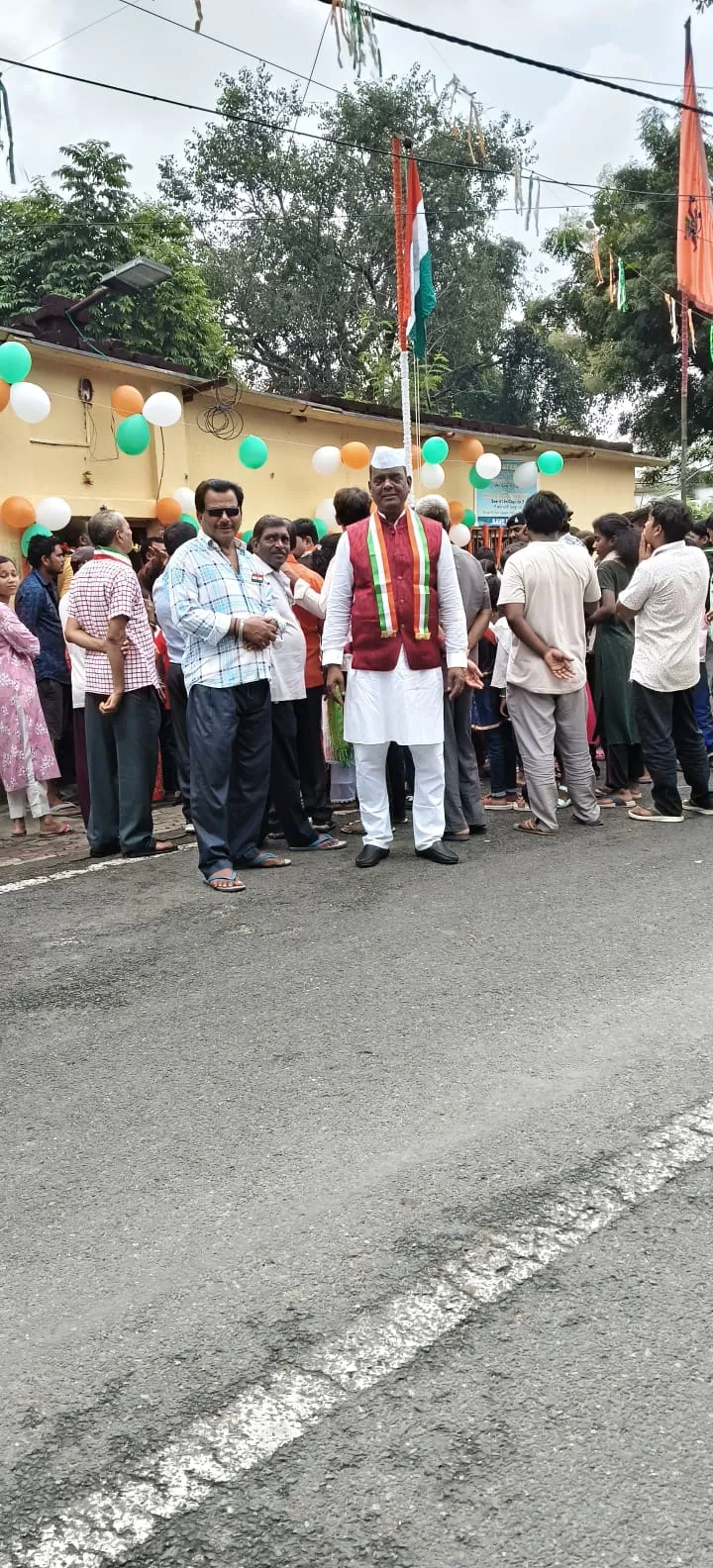 Engineers, supervisors and administrative staff gathered for Independence Day