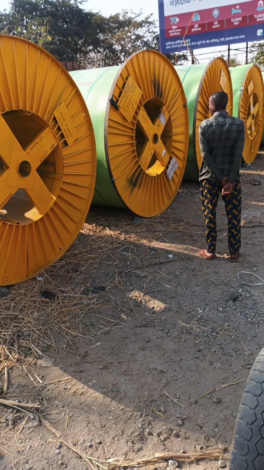Excavated cable entry pit with underground casing conduit